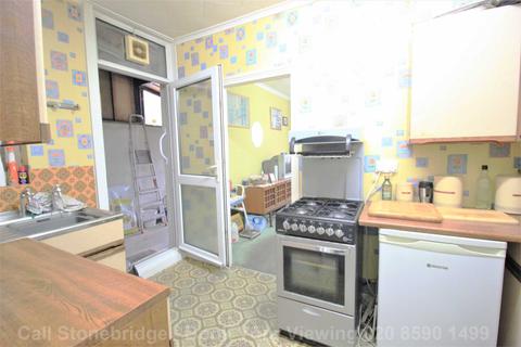 77 Second Avenue, London, E12 6EN