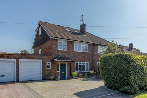 24 Beechwood Close, Amersham, HP6 6QU