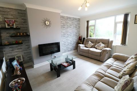 171 Chamberlain Crescent, Shirley, Solihull, B90 2DJ