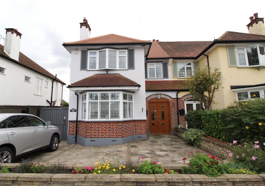 Western Road, LeighonSea, SS9 4 bed semidetached house £700,000
