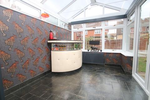 22 Allerton Close, Rochford, SS4 3AR