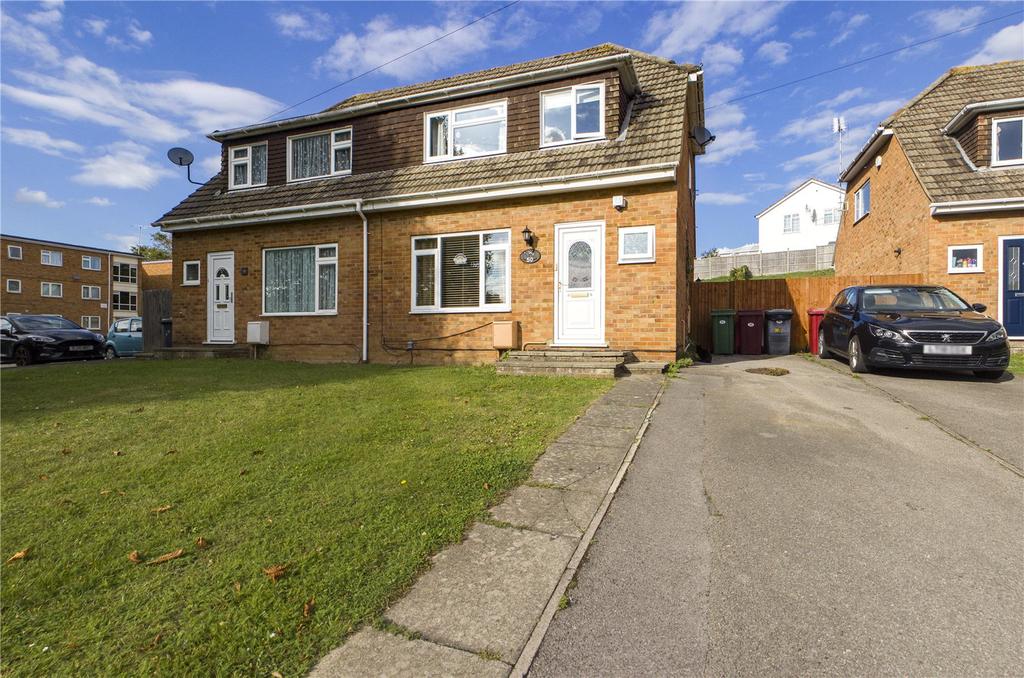 Colliers Way, Reading, Berkshire, RG30 3 bed semidetached house £335,000