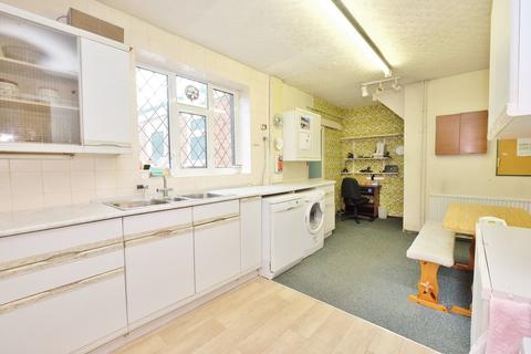 232 Amherst Drive, Orpington, BR5 2HW