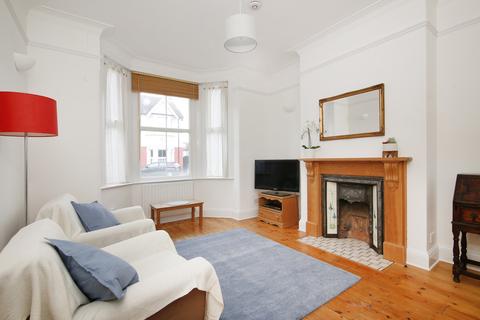 52 Blunts Road, London, SE9 1HU