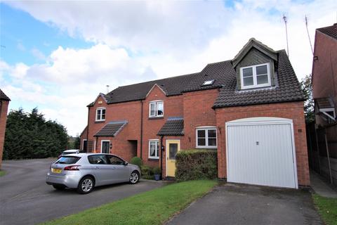 85 Lark Rise, Uttoxeter, ST14 8SZ