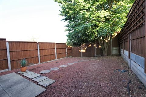 85 Lark Rise, Uttoxeter, ST14 8SZ