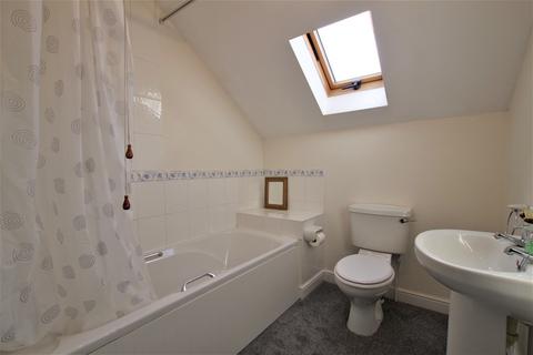 85 Lark Rise, Uttoxeter, ST14 8SZ