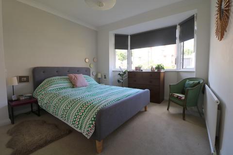 5 Hyde Road, South Croydon, CR2 9NR