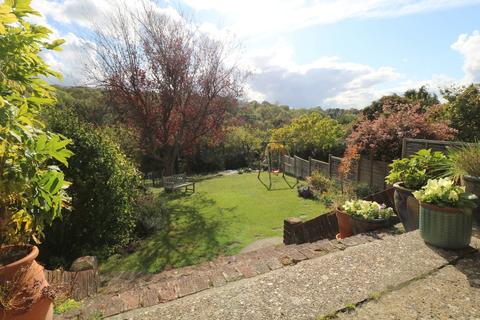 5 Hyde Road, South Croydon, CR2 9NR