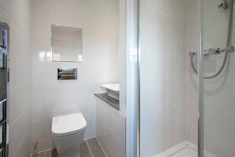 30 Caledon Road, Poole, BH14 9NN