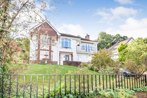63 Oak Drive, Colwyn Bay, LL29 7YP