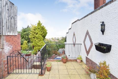 63 Oak Drive, Colwyn Bay, LL29 7YP