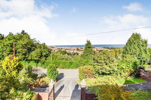 63 Oak Drive, Colwyn Bay, LL29 7YP
