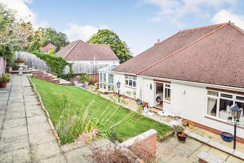 63 Oak Drive, Colwyn Bay, LL29 7YP