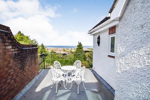 63 Oak Drive, Colwyn Bay, LL29 7YP