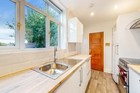 118 Firhill Road, London, SE6 3SF