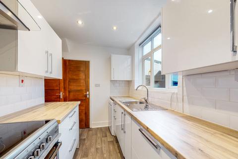 118 Firhill Road, London, SE6 3SF