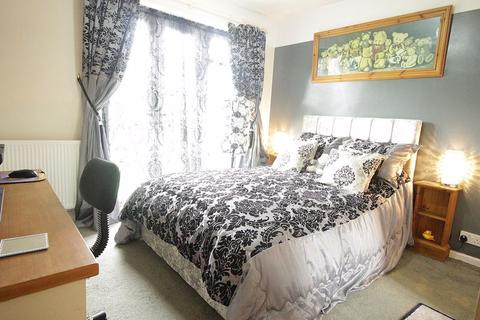 39 Broxburn Road, Warminster, BA12 8EY