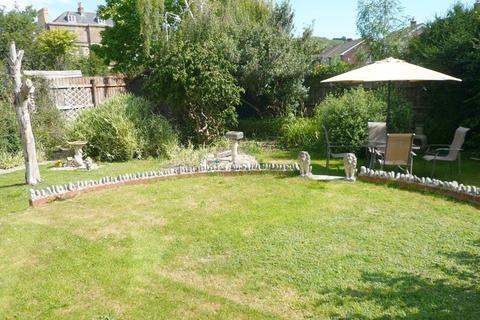 16 Ash Walk, Warminster, BA12 8PY