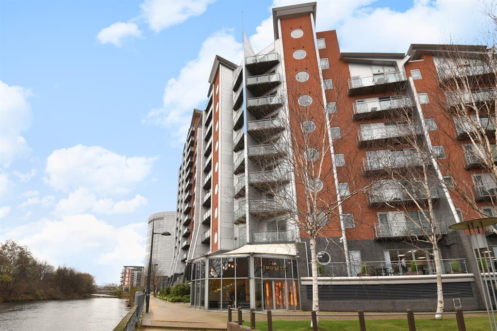 Whitehall Quay, Leeds 2 bed apartment £1,050 pcm (£242 pw)