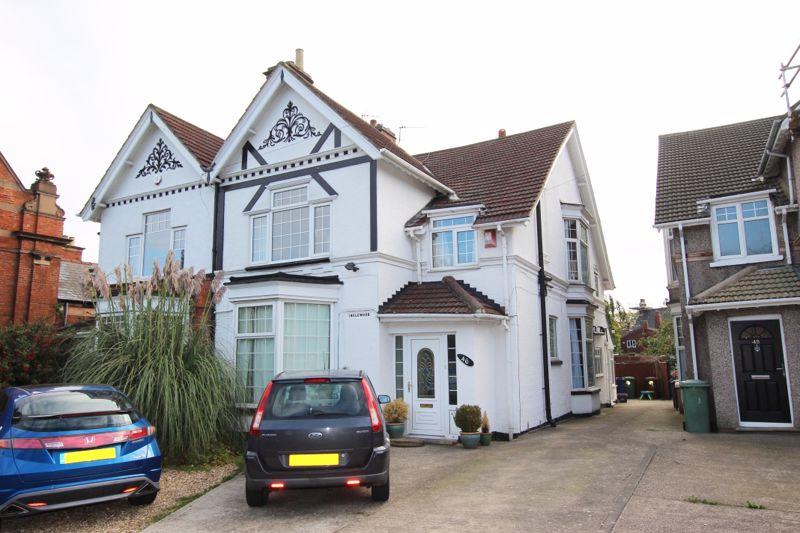 BRIGHOWGATE, GRIMSBY 4 bed semidetached house £264,500