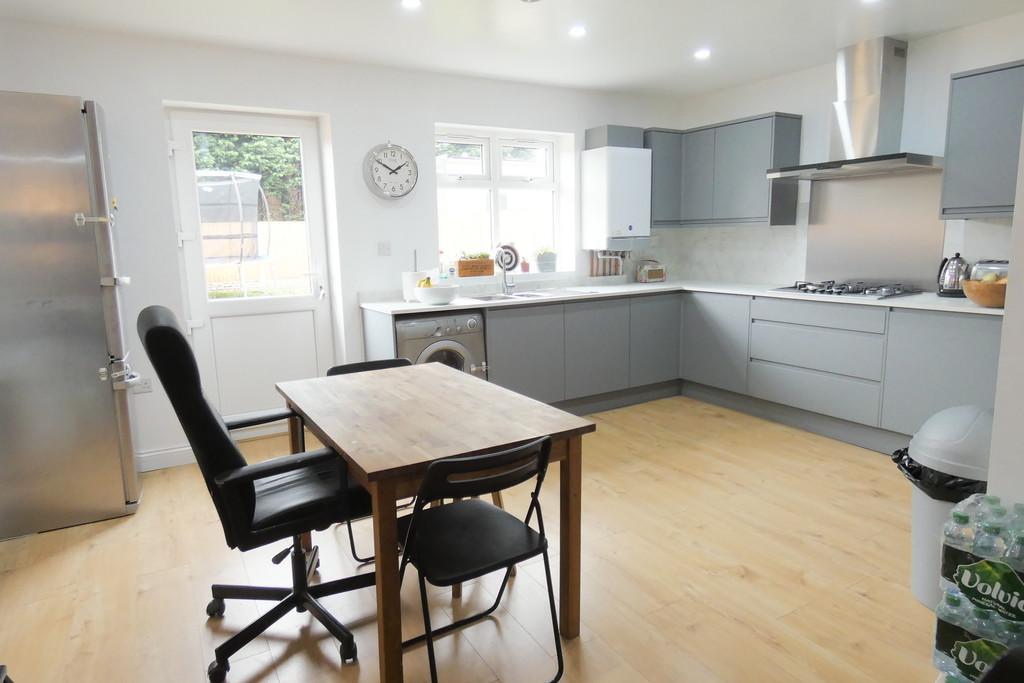 Elmbridge Road, Great Barr 3 bed semidetached house £245,000