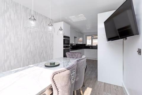 63 The Grove, Sidcup, DA14 5NG