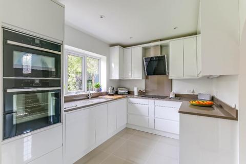 38 Audley Drive, Warlingham, CR6 9AH