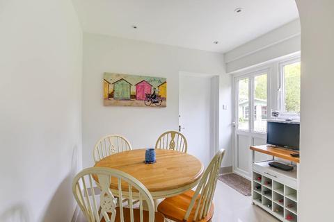 38 Audley Drive, Warlingham, CR6 9AH