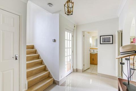 38 Audley Drive, Warlingham, CR6 9AH