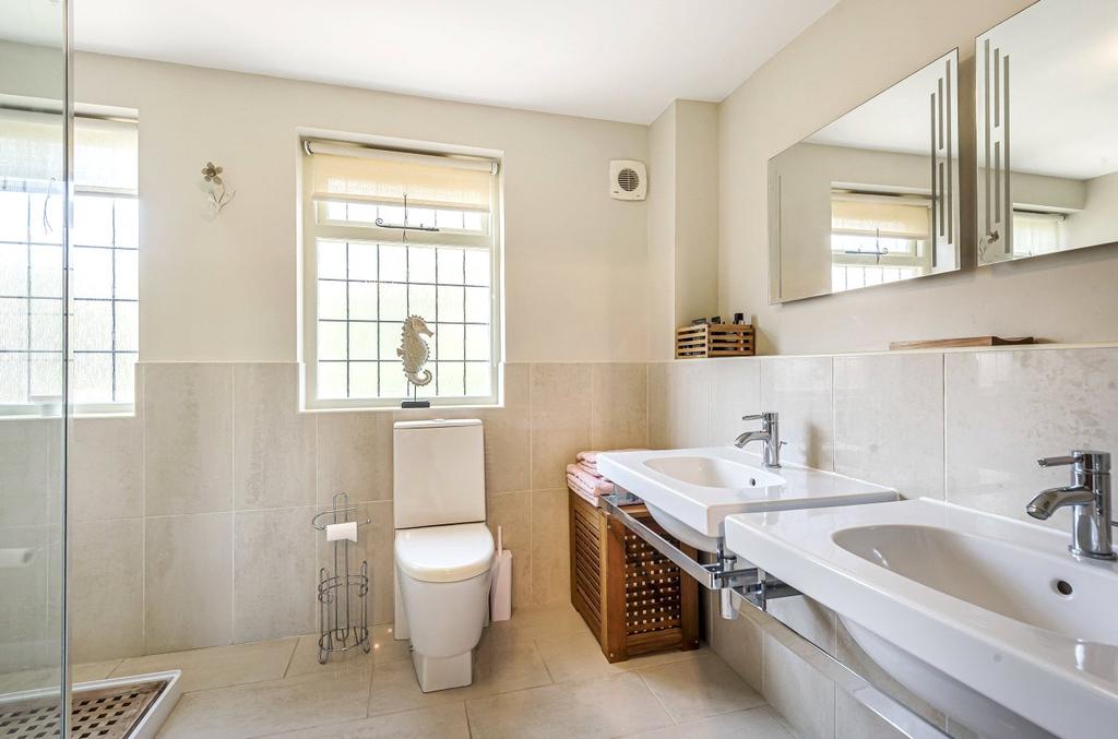 Ensuite