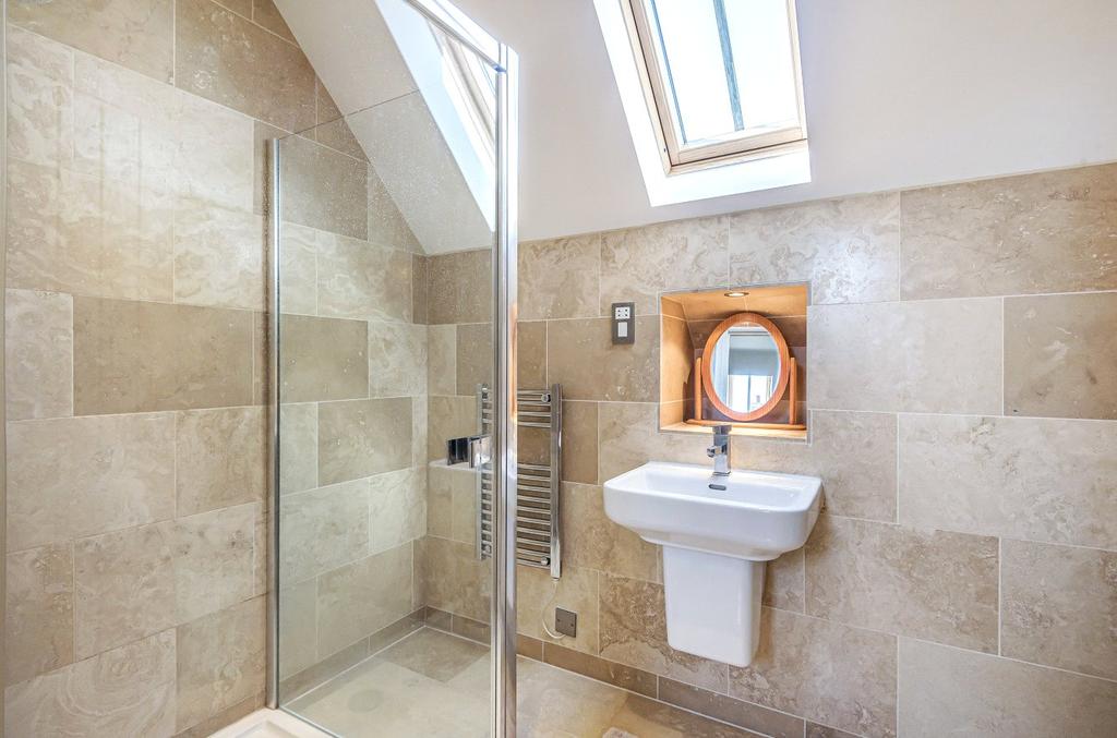 Annexe Shower Room