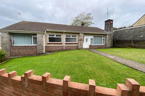 4 bedroom bungalow to rent, Romilly Crescent, Hakin, Milford Haven, Pembrokeshire, SA73