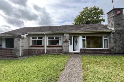 4 bedroom bungalow to rent, Romilly Crescent, Hakin, Milford Haven, Pembrokeshire, SA73