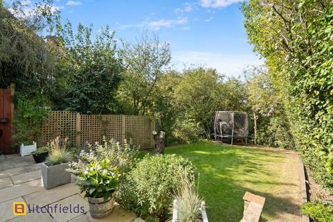 47 Willifield Way, London, NW11 7XU