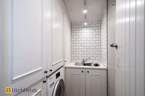 47 Willifield Way, London, NW11 7XU