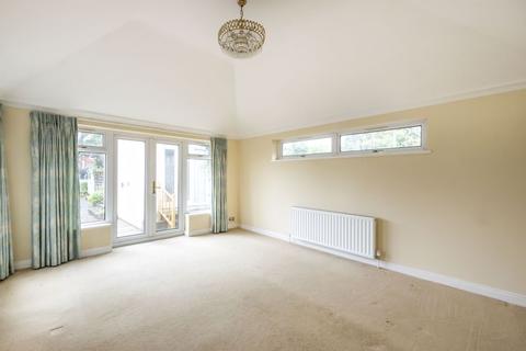 Scots Holme Cavendish Road, Markyate, St Albans, AL3 8PX