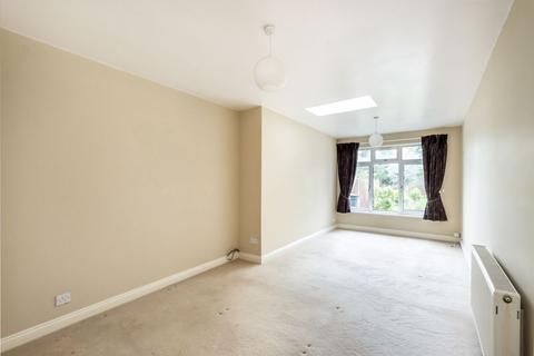 Scots Holme Cavendish Road, Markyate, St Albans, AL3 8PX