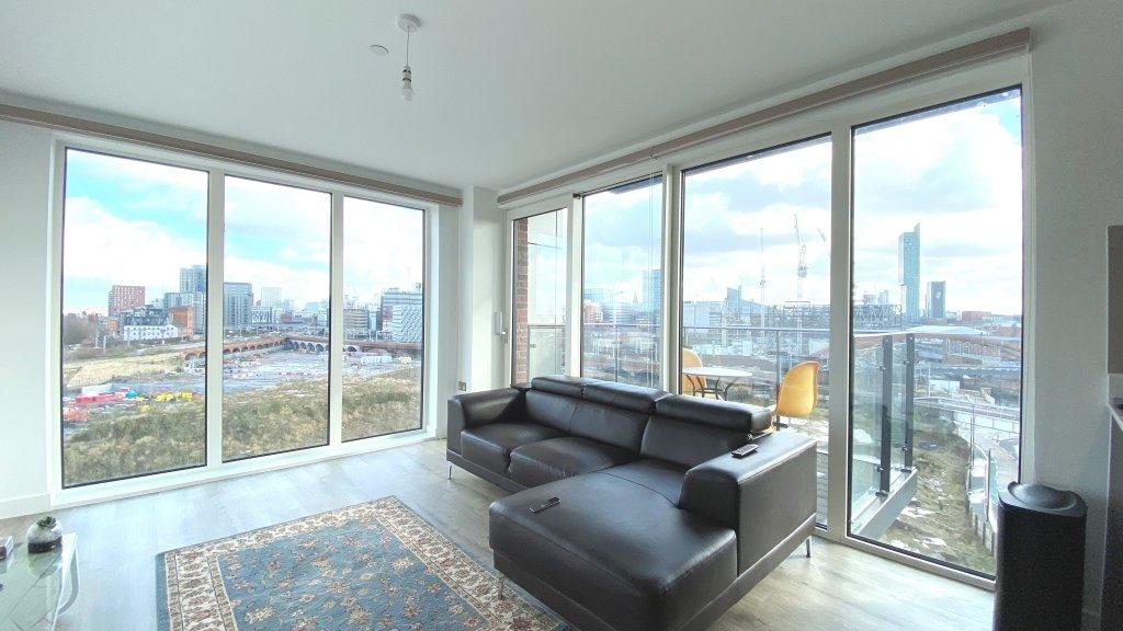 2 Bedroom Middlewood Locks 2 bed apartment £1,200 pcm (£277 pw)
