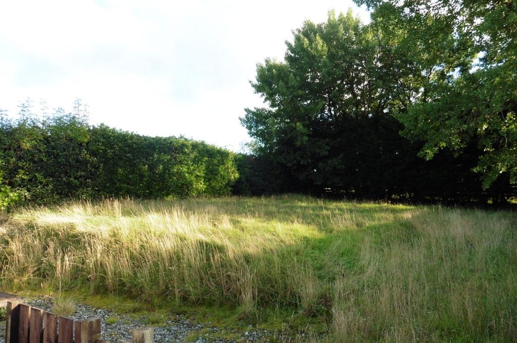 Colbet Cromlech Road, Sandbank, PA23 8QH 1 bed detached bungalow £99,000