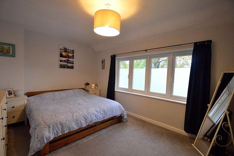 8 Ashbrook Road, Birmingham, B30 2XG