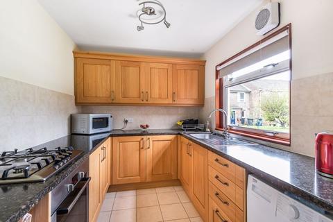18 Arthur Close, Farnham, GU9 8PE