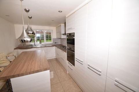 4 bedroom detached house to rent, Columbine Road, Hamilton, Leicester