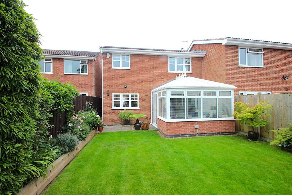 Roundhill Close, Syston 3 bed semidetached house £285,000