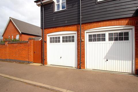 3 Auster Crescent, Rearsby, Leicester, LE7 4UE