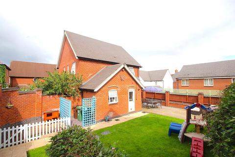 3 Auster Crescent, Rearsby, Leicester, LE7 4UE