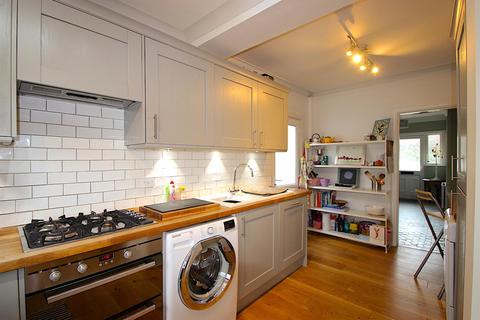 56 Barkby Road, Syston, Leicester, LE7 2AF