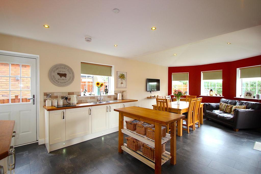 Dining Kitchen