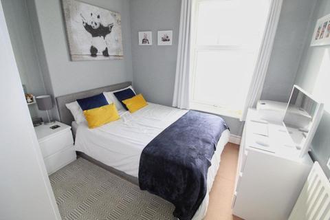 103 Cliff Road, Hornsea, HU18 1JB
