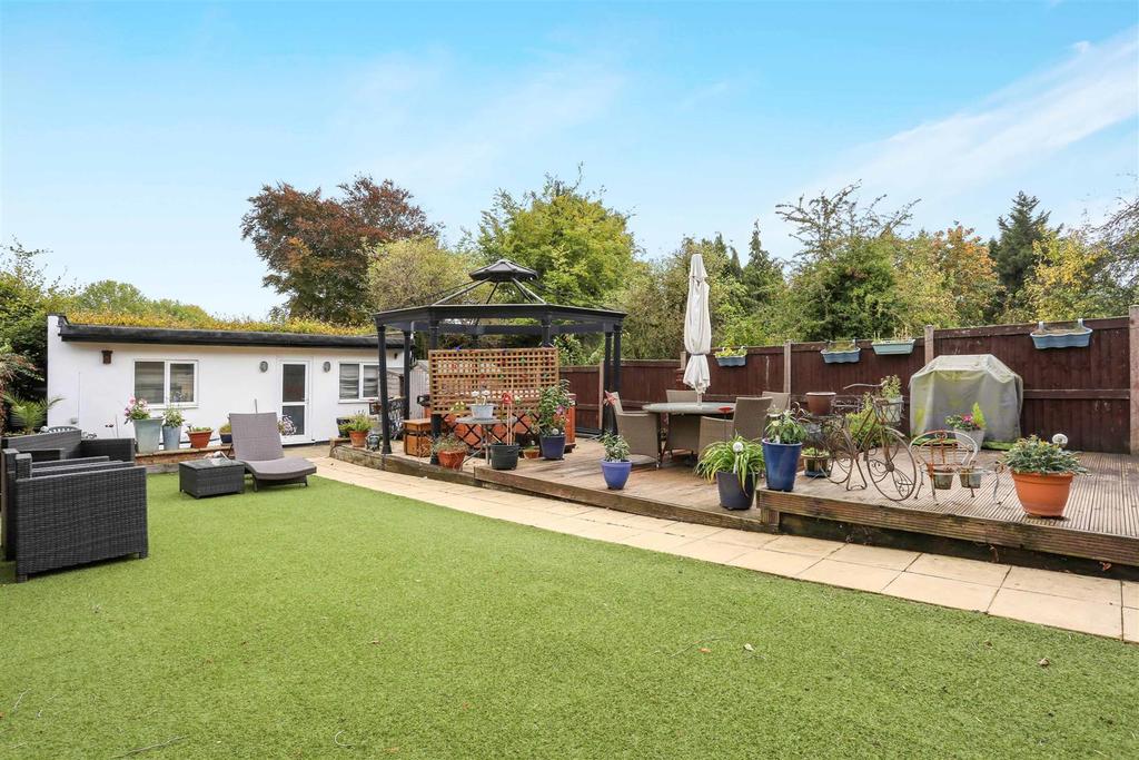 450131194 - 23 Dalmeny Road, Carshalton SM5 4 PW -